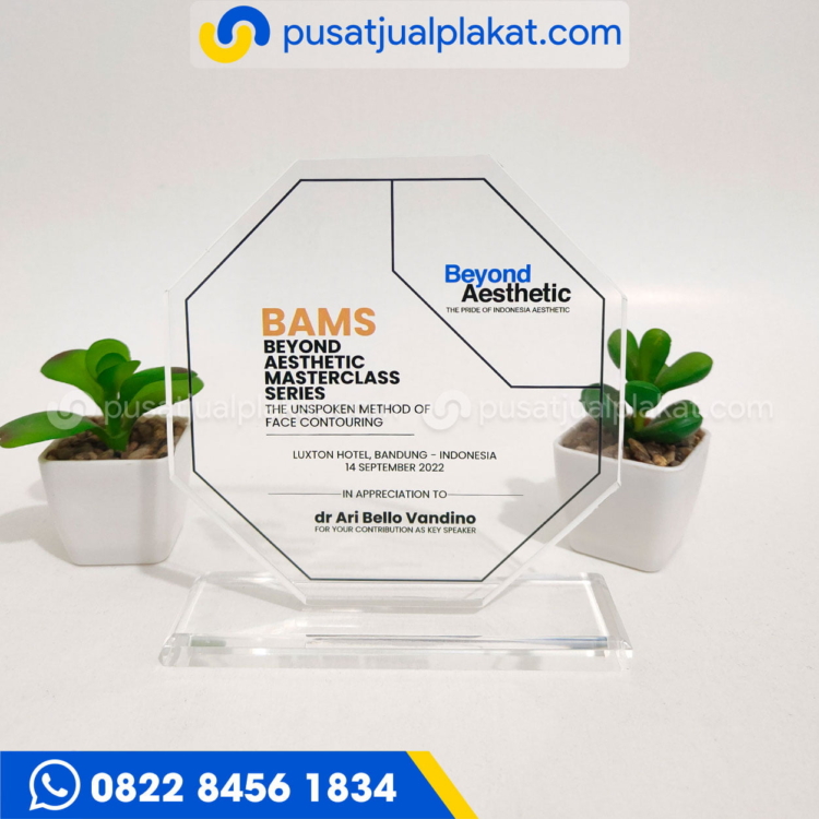 Plakat Apresiasi Beyond Aesthetic Murah