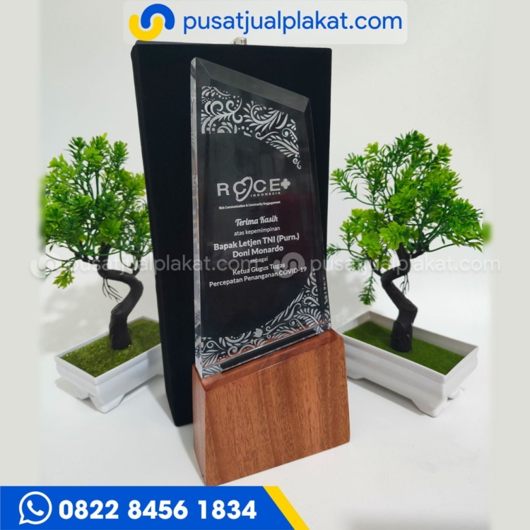 Plakat Terima Kasih Akrilik Kombinasi Kayu