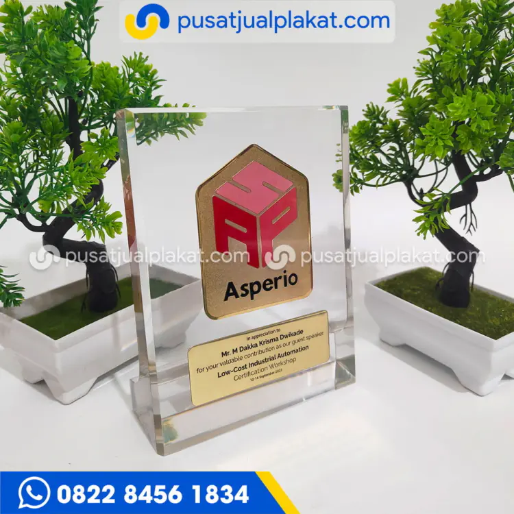 Plakat Resin Apresiasi Pembicara Seminar