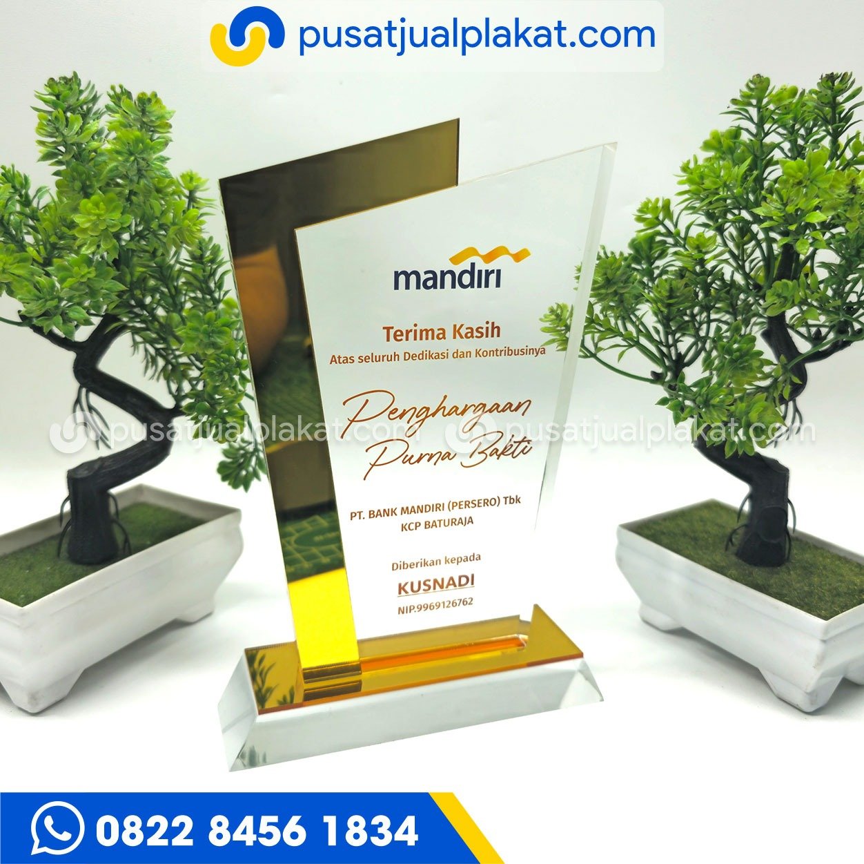 Plakat Dedikasi Bank Mandiri