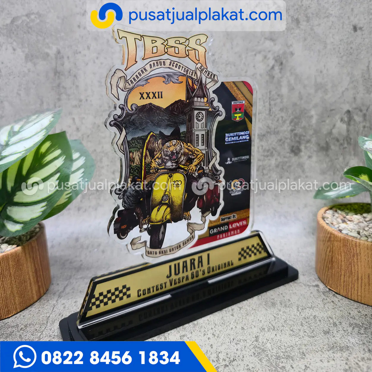 Jual Plakat Contest Vespa Akrilik Custom Profesional dan Eksklusif